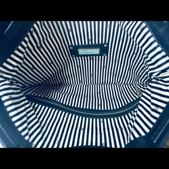 Vintage L.A.M.B. Trenchtown Clutch - Picture 4 of 4